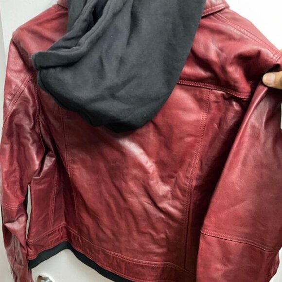 Women's Genuine Leather Jacket – Elegant & Timeless - Picture 4 of 4